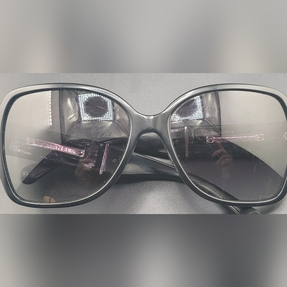 Vintage Chanel Tortoise Sunglasses With Box And Cleaning Wipe (New) - Picture 11 of 14
